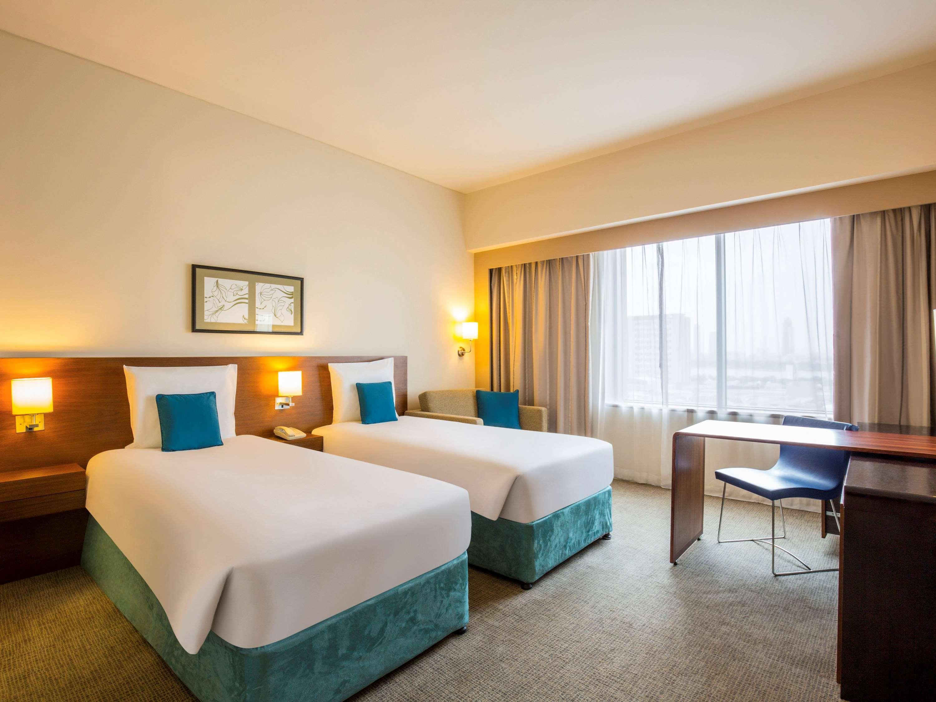 โนโวเทล เดรา ซิตี้ เซ็นเตอร์ Hotel ดูไบ ภายนอก รูปภาพ